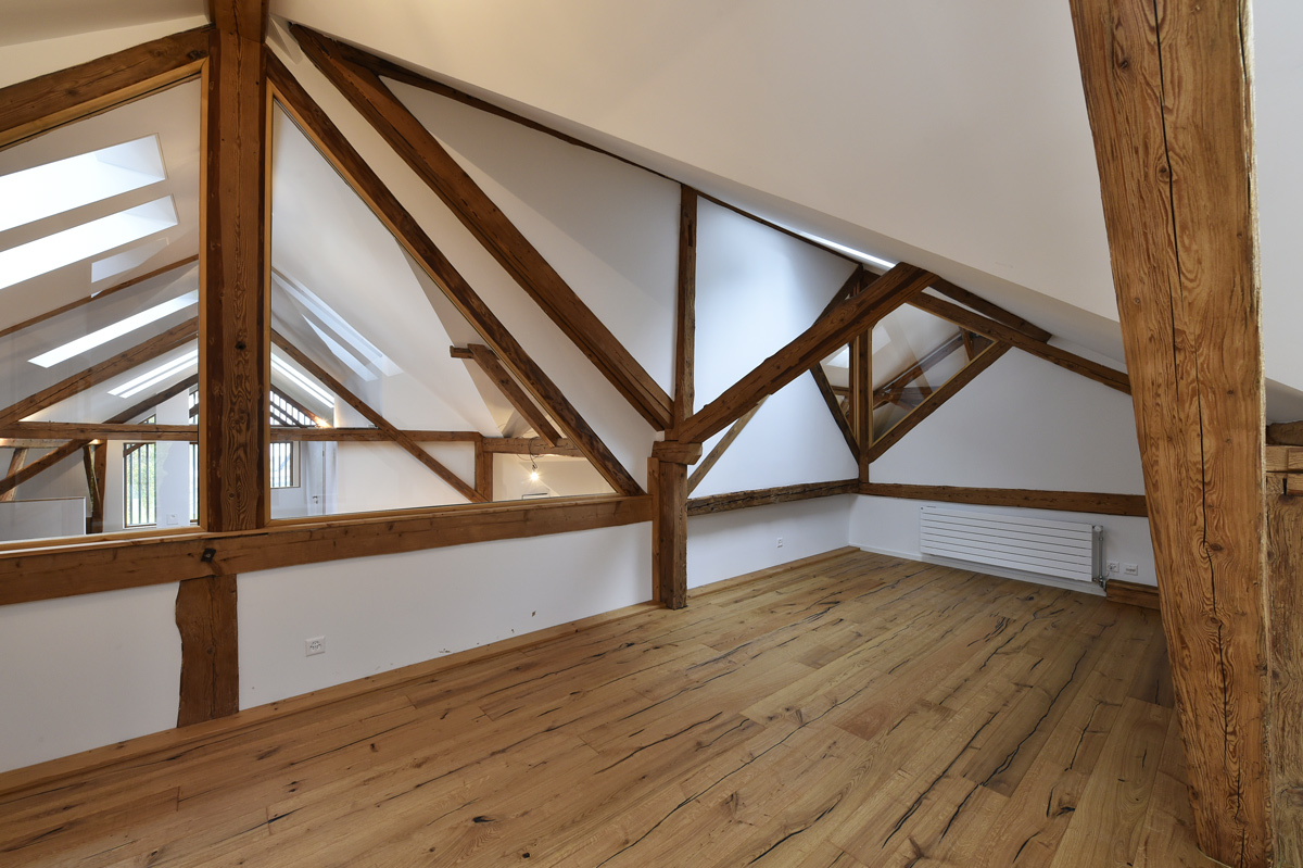 Création de bureaux dans l'ancienne grange