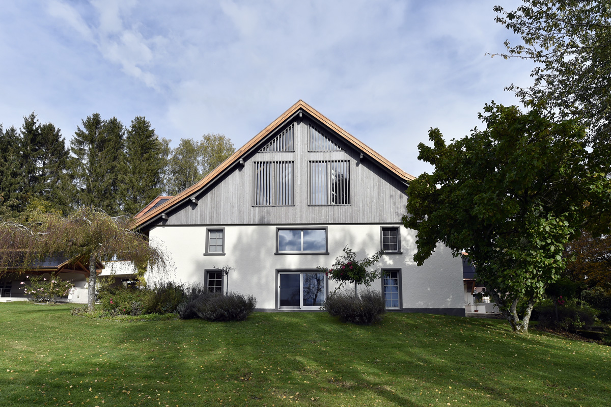 Transformation d’une ferme en bureaux pour Müller Immobilier